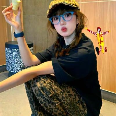 靳夫人你的马甲又掉了